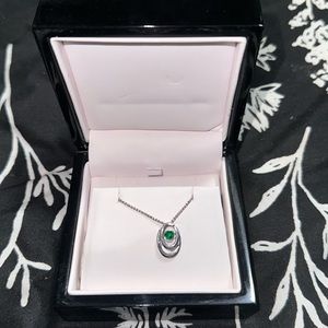 Sterling Silver and emerald necklace